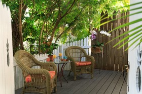 Tropical Inn