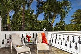 Tropical Inn