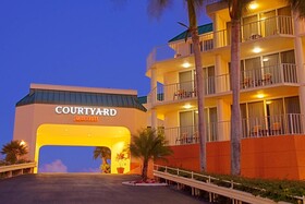 Courtyard Key Largo by Marriot