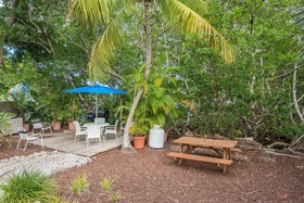 Coconut Mallory Marina & Resort