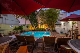 Duval Inn