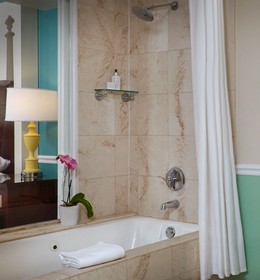 Ocean Key Resort & Spa