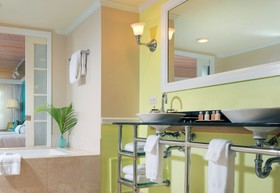 Ocean Key Resort & Spa