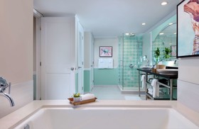 Ocean Key Resort & Spa