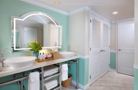 Ocean Key Resort & Spa