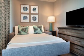 Pier House Resort &  Spa