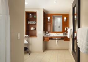 Pier House Resort &  Spa