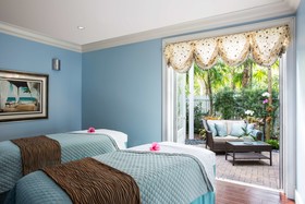 Sunset Key Cottages