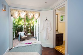 Sunset Key Cottages