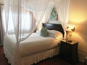 The Guesthouses at Southernmost Beach Resort