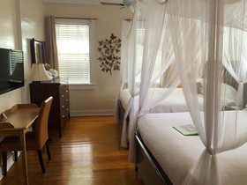 The Guesthouses at Southernmost Beach Resort