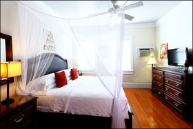 The Guesthouses at Southernmost Beach Resort