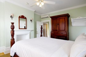 Weatherstation Inn