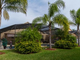 Cristine's Seasons Villa