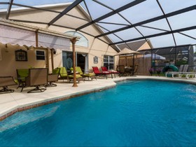 Cristine's Seasons Villa