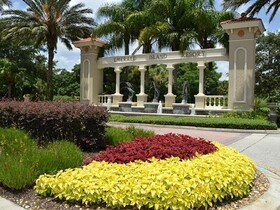 Emerald Island Resort