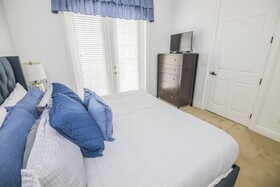 Kevin's Reunion Resort Vacation Home