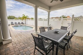 Kevin's Reunion Resort Vacation Home