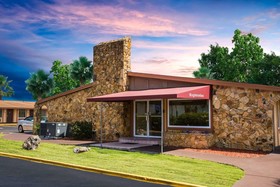 Super 8 by Wyndham Kissimmee/Orlando