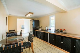 Super 8 by Wyndham Kissimmee/Orlando