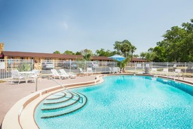 Super 8 by Wyndham Kissimmee/Orlando