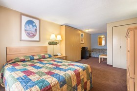 Super 8 by Wyndham Kissimmee/Orlando