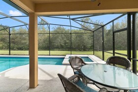 Marcus 6 Bedroom Villa by Redawning