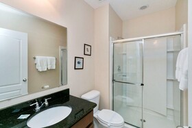 Marcus 6 Bedroom Villa by Redawning