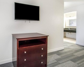 Quality Inn & Suites By the Parks