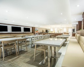 Quality Inn & Suites By the Parks