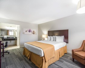 Quality Inn & Suites By the Parks