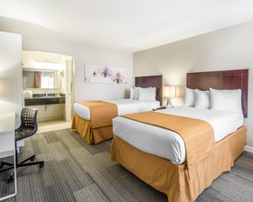 Quality Inn & Suites By the Parks