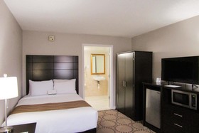 Quality Inn & Suites Kissimmee by The Lake