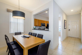 Regal Oaks by Orlando Short Term Rentals