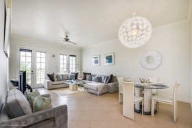 Reuinon by iHome Resort