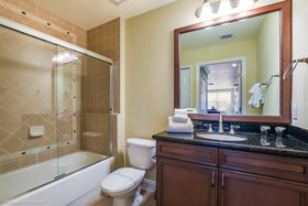 Reuinon by iHome Resort