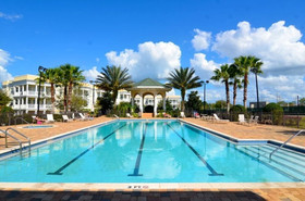 Reuinon by iHome Resort