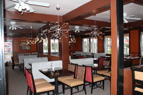 Roomba Inn & Suites Orlando