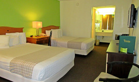 Roomba Inn & Suites Orlando