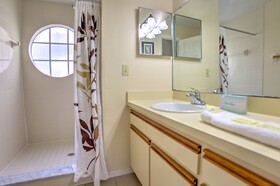 Royal Laguna Villas By Magical Memories