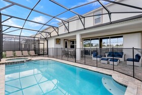 Solara Resort by Redawning