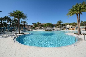 Solara Resort by Redawning