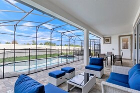 Solara Resort by Redawning