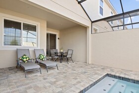 Solara Resort by Redawning