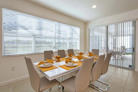 Sonoma Resort by iHome Resort