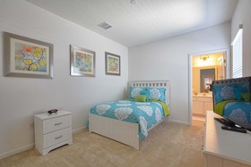 Sonoma Resort by iHome Resort