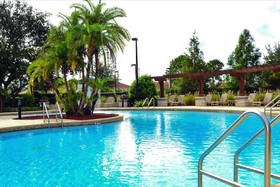 Villa Gusta Lucaya Village