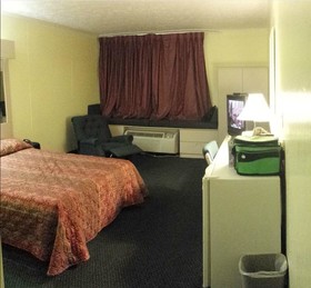 Knights Inn Lake City