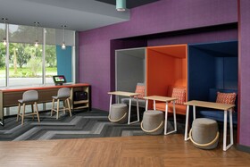 Tru by Hilton Lake City