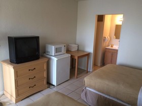 Lakeview Motel